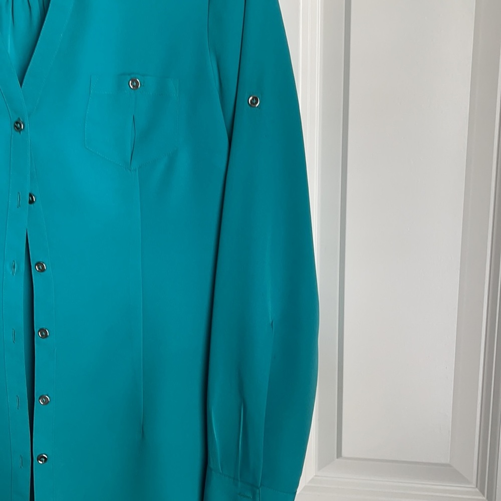 Button up blouse - Picture 3 of 4